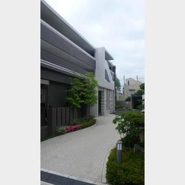 グランシャリオ 2階 築14年1ヶ月の賃貸物件