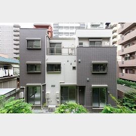 護国寺駅より徒歩5分 築12年6ヶ月 3階建の賃貸物件