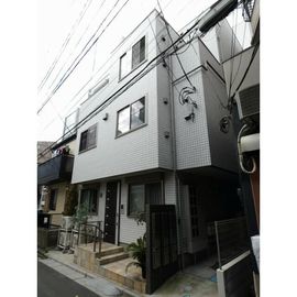 駒込駅より徒歩2分 2階 築9年2ヶ月の賃貸物件