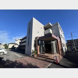 グリーンアベニュー 1階 築33年の賃貸物件