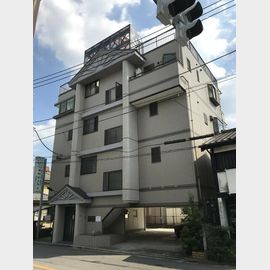 クレシェンド 4階 築33年4ヶ月の賃貸物件