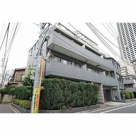 西新宿五丁目駅より徒歩4分 1階 築17年5ヶ月の賃貸物件