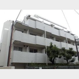 巣鴨駅より徒歩12分 築38年6ヶ月 3階建の賃貸物件