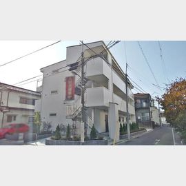 志茂駅より徒歩10分 築5年9ヶ月 3階建の賃貸物件