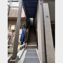 要町駅より徒歩11分 2階 築61年7ヶ月の賃貸物件