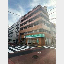 本郷三丁目駅より徒歩8分 3階 築41年7ヶ月の賃貸物件