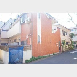 駒込駅より徒歩8分 1階 築37年の賃貸物件