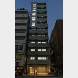 ＰＲＥＭＩＵＭＣＵＢＥＧ上野 8階 築11年の賃貸物件
