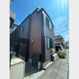 落合駅より徒歩3分 築2年3ヶ月 2階建の賃貸物件