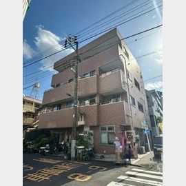 本蓮沼駅より徒歩13分 築11年5ヶ月 4階建の賃貸物件