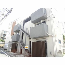 ｂｅｌｌｔｒｅｅｈｅｉｇｈｔｓ 3階 築10年の賃貸物件