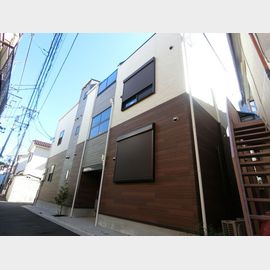 ステラフラッツ 3階 築3年9ヶ月の賃貸物件