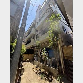 駒込駅より徒歩4分 2階 築50年6ヶ月の賃貸物件