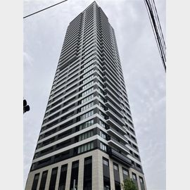 東池袋駅より徒歩1分 32階 築3年10ヶ月の賃貸物件