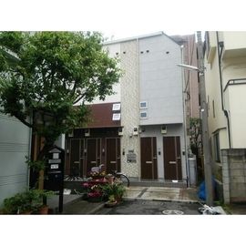 大久保駅より徒歩5分 2階 築9年の賃貸物件