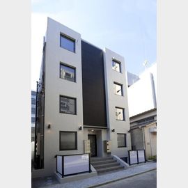 湯島駅より徒歩2分 築4年8ヶ月 4階建の賃貸物件