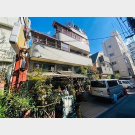 大久保駅より徒歩2分 築24年1ヶ月 3階建の賃貸物件