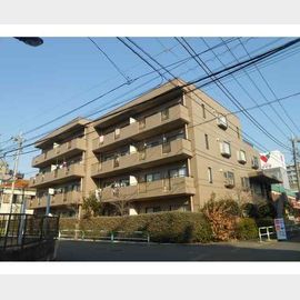 ユングフラウ 3階 築37年の賃貸物件