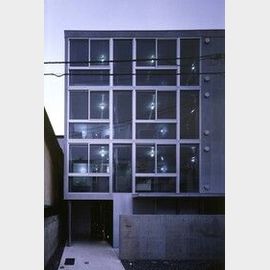 梶原駅より徒歩4分 4階 築22年10ヶ月の賃貸物件