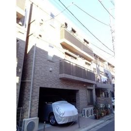 練馬駅より徒歩2分 1階 築18年1ヶ月の賃貸物件