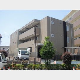 グランドゥール 1階 築7年10ヶ月の賃貸物件