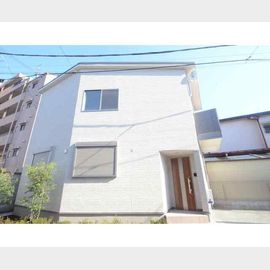 お花茶屋駅より徒歩11分 築9年8ヶ月 2階建の賃貸物件