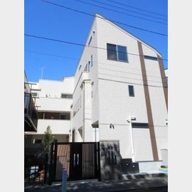 板橋区役所前駅より徒歩8分 築7年2ヶ月 3階建の賃貸物件