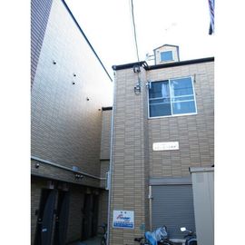 ローゼンハイム 1階 築18年4ヶ月の賃貸物件