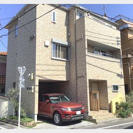 池袋駅より徒歩13分 築10年9ヶ月 3階建の賃貸物件