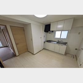 綾瀬駅より徒歩5分 8階 築48年2ヶ月の賃貸物件
