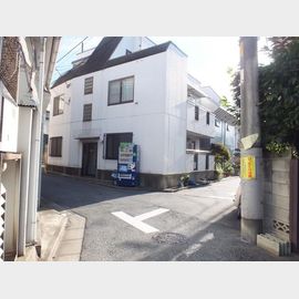 大山駅より徒歩9分 築35年5ヶ月 3階建の賃貸物件