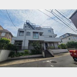 グリーンヒルズ 1階 築35年6ヶ月の賃貸物件