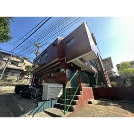 大久保駅より徒歩8分 1階 築41年1ヶ月の賃貸物件