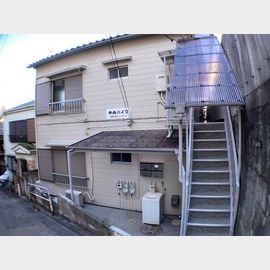 中央ハイツ 2階 築47年10ヶ月の賃貸物件