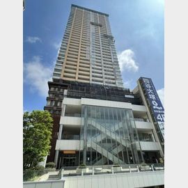 日暮里駅より徒歩1分 14階 築18年8ヶ月の賃貸物件