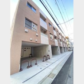 中村橋駅より徒歩15分 築4年1ヶ月 3階建の賃貸物件