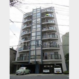 日暮里駅より徒歩5分 築11年10ヶ月 9階建の賃貸物件