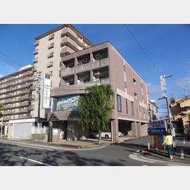 高松駅より徒歩13分 3階 築32年9ヶ月の賃貸物件