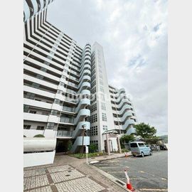 滝の茶屋駅より徒歩22分 築37年5ヶ月 17階建の賃貸物件