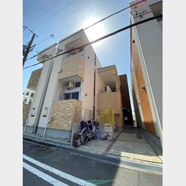 兵庫駅より徒歩7分 築8年8ヶ月 2階建の賃貸物件