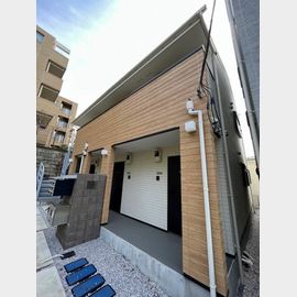 鷺沼駅より徒歩22分 築4年10ヶ月 2階建の賃貸物件