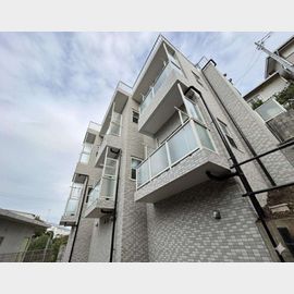 読売ランド前駅より徒歩8分 1階 築22年9ヶ月の賃貸物件