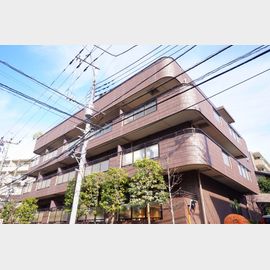 たまプラーザ駅より徒歩6分 築19年8ヶ月 4階建の賃貸物件