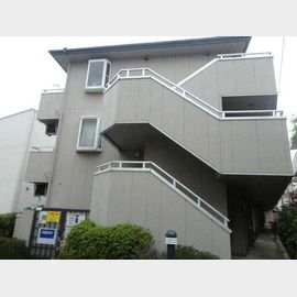 武蔵新城駅より徒歩15分 3階 築35年8ヶ月の賃貸物件