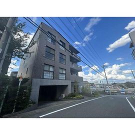 宮前平駅より徒歩9分 4階 築32年8ヶ月の賃貸物件