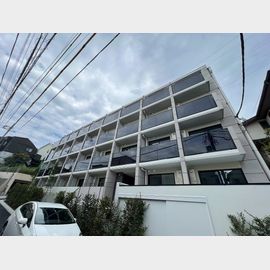 宮崎台駅より徒歩10分 3階 築2年3ヶ月の賃貸物件