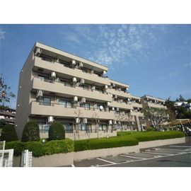 宮崎台駅より徒歩10分 1階 築32年8ヶ月の賃貸物件