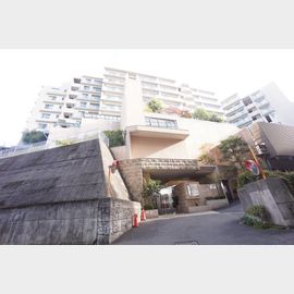 江田駅より徒歩2分 4階 築20年5ヶ月の賃貸物件