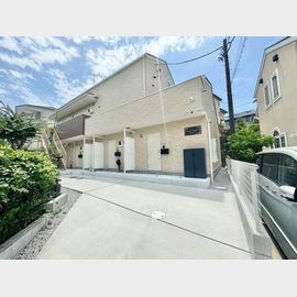 青葉台駅より徒歩11分 1階 築2年の賃貸物件