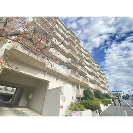 青葉台駅より徒歩6分 6階 築53年の賃貸物件